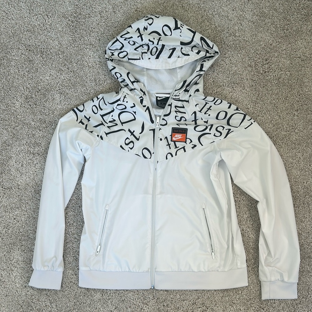 Black and white Nike Windbreaker Youth Xtra Large